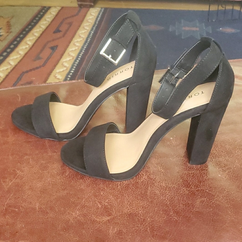 Torrid Black Tapered Heel NWT
